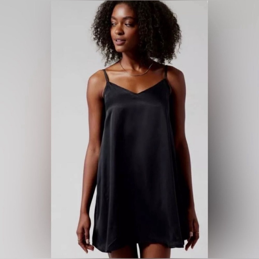 NWT Athleta Calm Cool Black Slip Dress Size Large